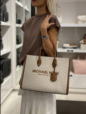 Michael  kors mirella logo tote bag with dust bag and carry bag(22320biege  brown