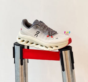 On Cloudtilt Running "Rock Sand" #777