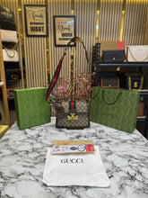 Gucc  i Bee Blind For Love Shoulder Bag Includes Box Dust Bag And Carry Bag