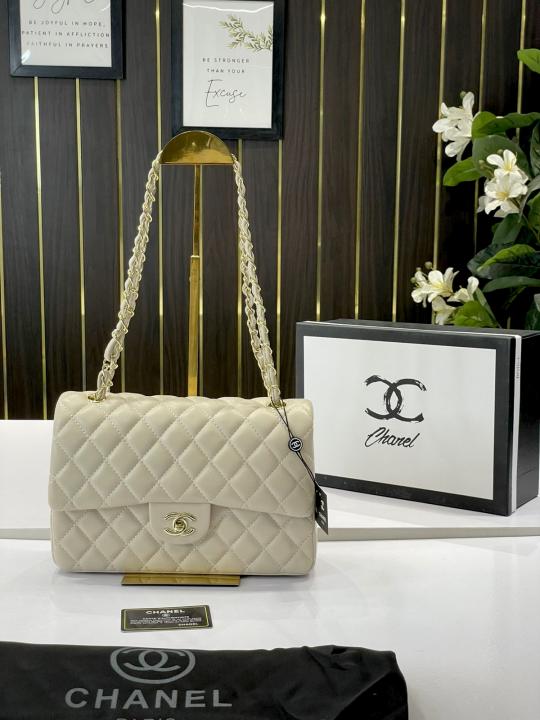 Chanel  jumbo  shoulder  bag  with  og  box(1119 apricot)