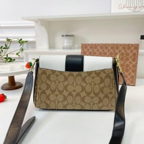 Coach baguette signature shoulder bag with box 1823