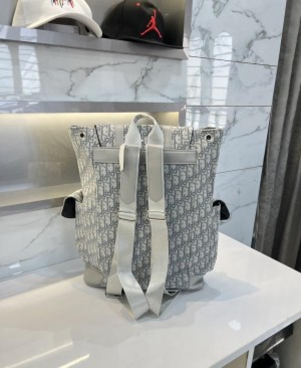Christian  Dior  Premium  Unisex  Back  pack  1999
