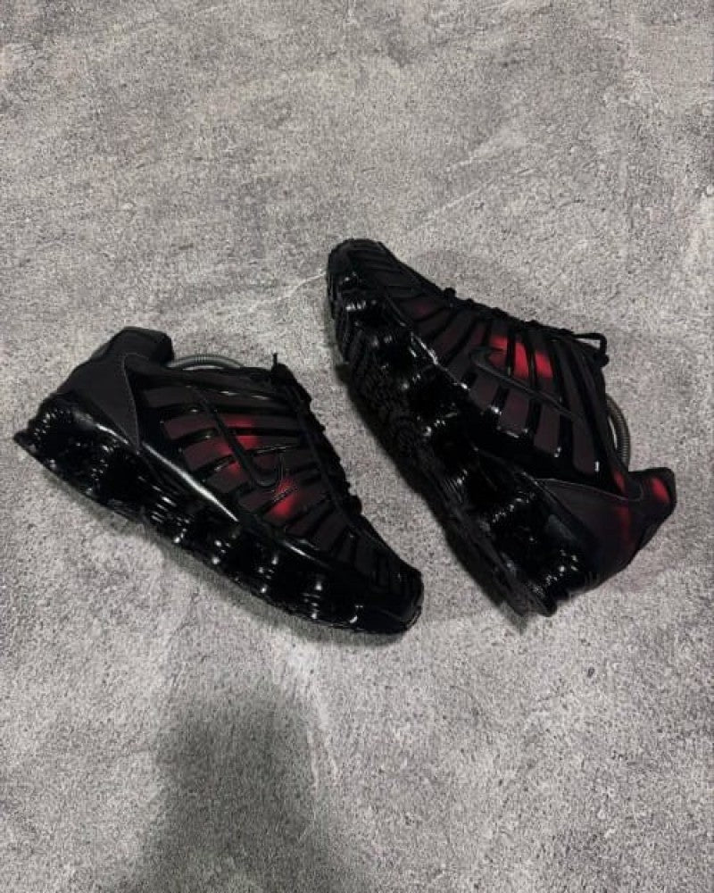 Airmax shox TL Black Red Thermal colour change