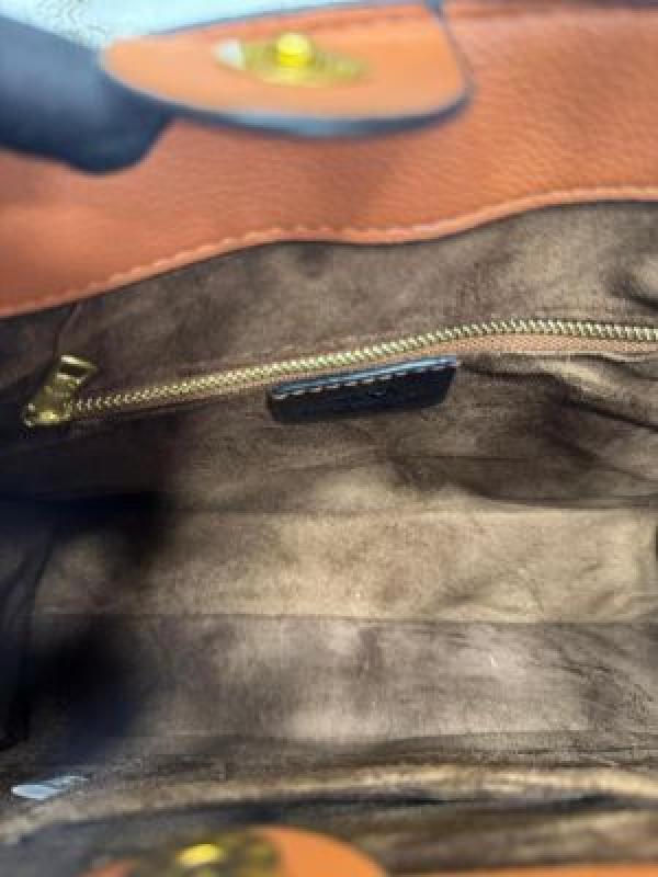COAC  H FIELD TOTE PREMIUM QUALITY BAG WITH OG MAGNETIC BOX DUST BAG