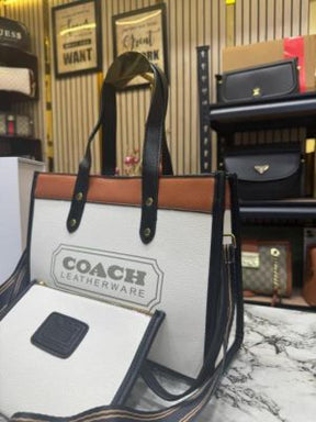 COAC  H FIELD TOTE PREMIUM QUALITY BAG WITH OG MAGNETIC BOX DUST BAG