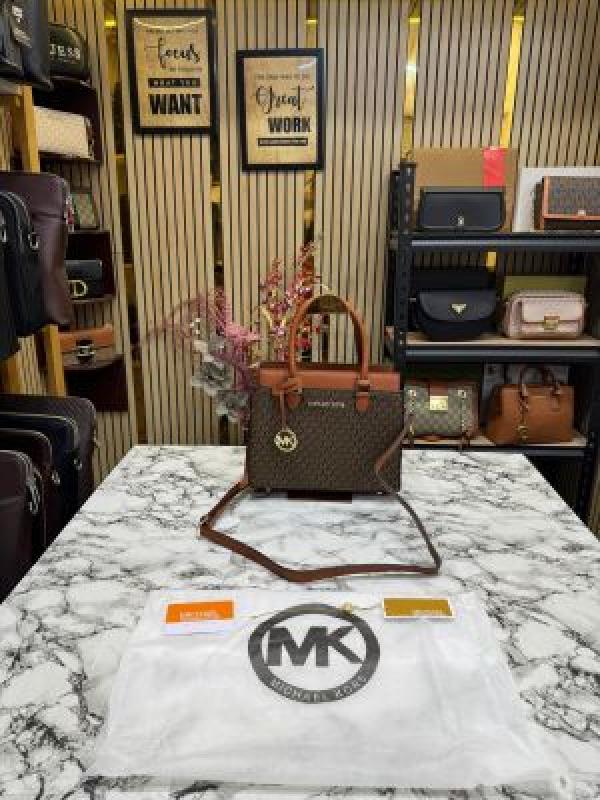 Michael  Kors Satchel Shoulder Bag With Dust Bag Includes Logo (Brown)