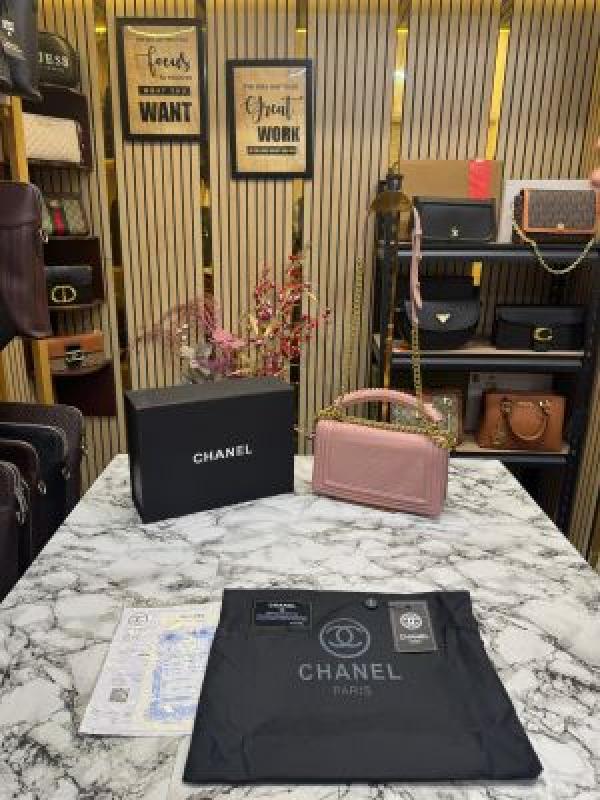 Chanel  Le  Boy  Croco  Print  With  Box  And  Dust  Bag  (Pink)