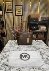 Michael  Kors Voyager Premium Quality Tote Bag With Dust Bag (COFFEE BROWN)