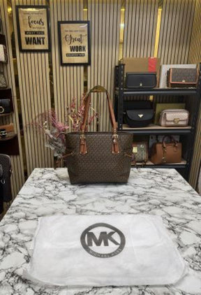Michael  Kors Voyager Premium Quality Tote Bag With Dust Bag (COFFEE BROWN)