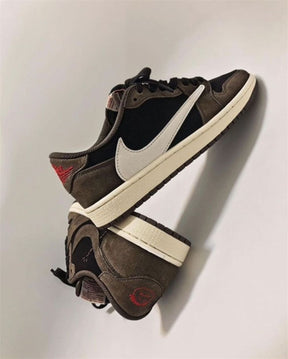 E Air jordan low x travis scott brown semi ua