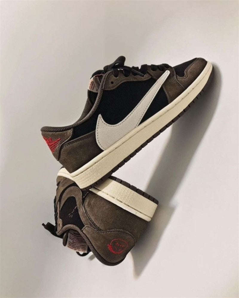 E Air jordan low x travis scott brown semi ua