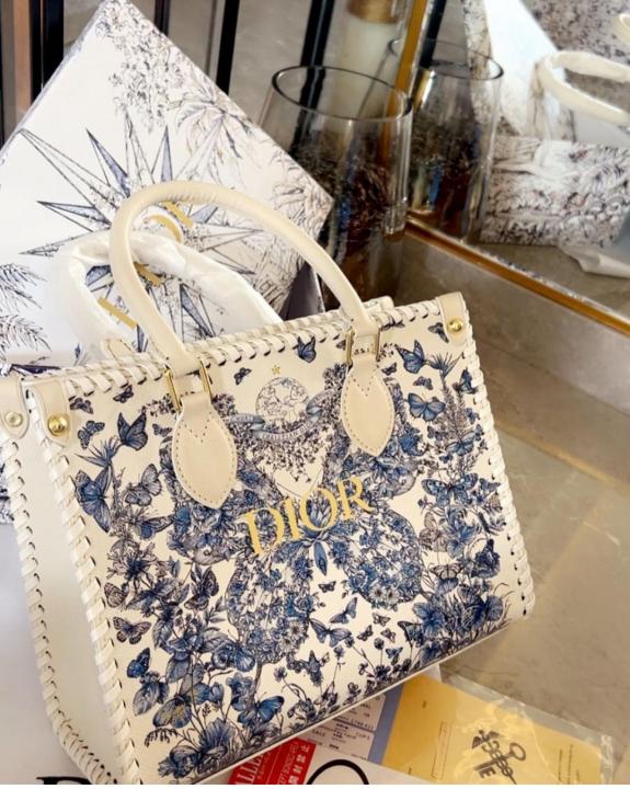 CHRISTIAN  DIOR  BRAIDED  TOTE  BAG  WITH  BOX  5485