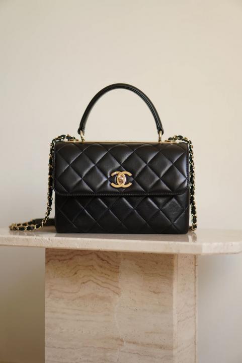Chanel  quilted cc crush mini flap black purse with Folding box 5469