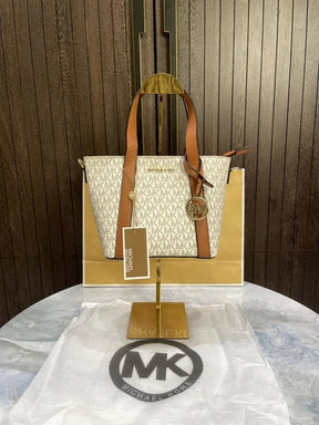 Michael  kors Pratt Small Signature Logo Tote Bag with carry bag 537