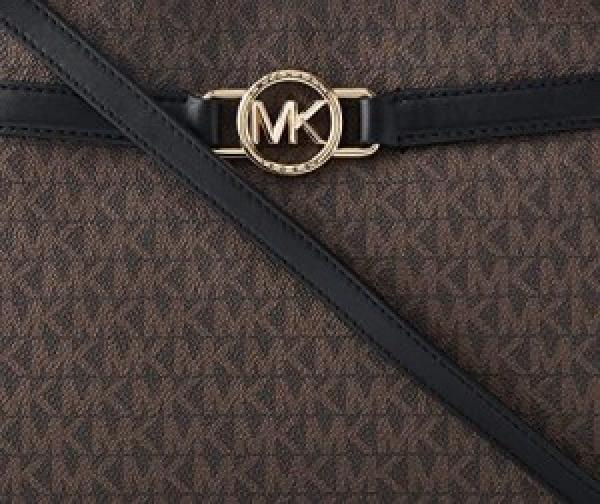 Michael  kors  jet  set  monogram print  shoulder  bag  1800