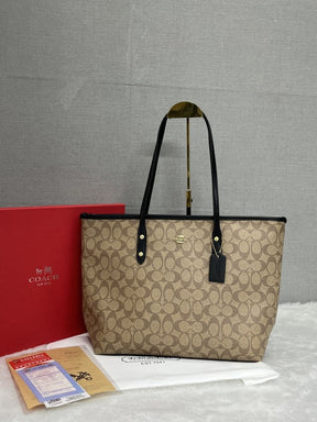 Coach  city  tote  bag  with  og  box  and  bill(55398 apricot black)