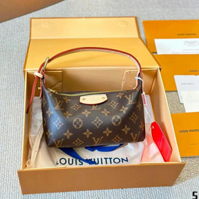 Louis  vuitton  murakami  takashi  pochette  with  folding  box  5484