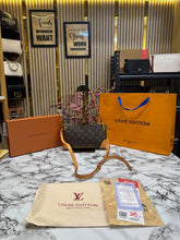 Louis  Vuitton Pochette With Box And Dust Bag Including Carry Bag (Brown)