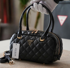 Guess quilted crossbody handbag with og box(5309 black)