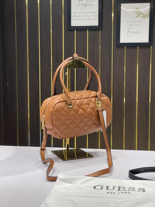 Guess quilted crossbody handbag with og box(5309 brown)