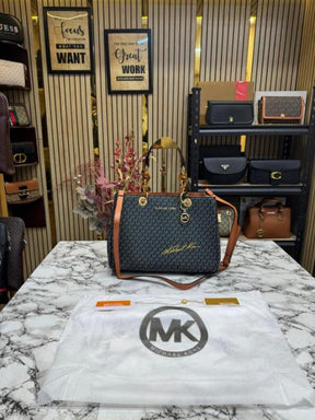 Michael  Kors Cynthia Signature Satchel Bag With Dust Bag (Black)