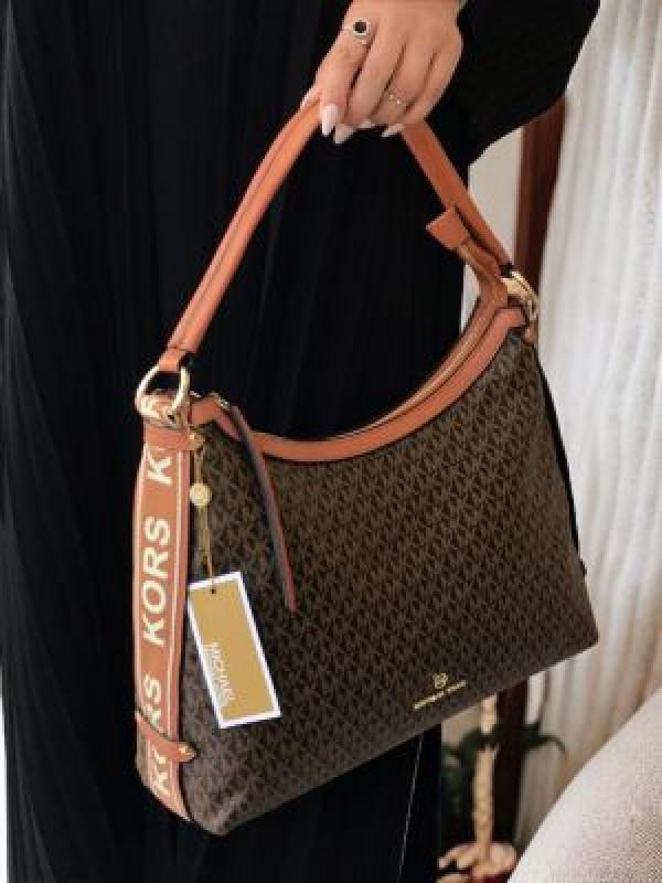 Michael  kors  hobo bag premium quality with dust cover 5404