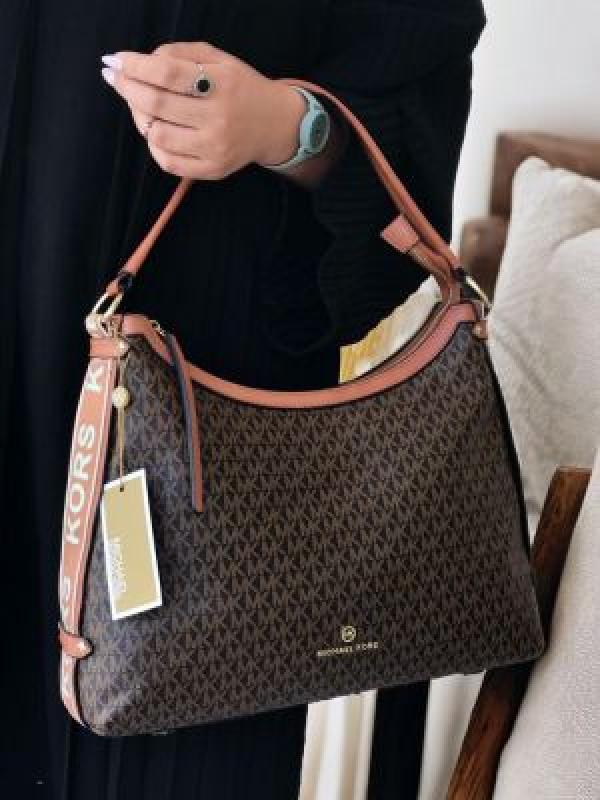 Michael  kors  hobo bag premium quality with dust cover 5404