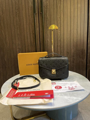 Louis  vuitton Pochette Mtis with hk Bill and magnet box 539