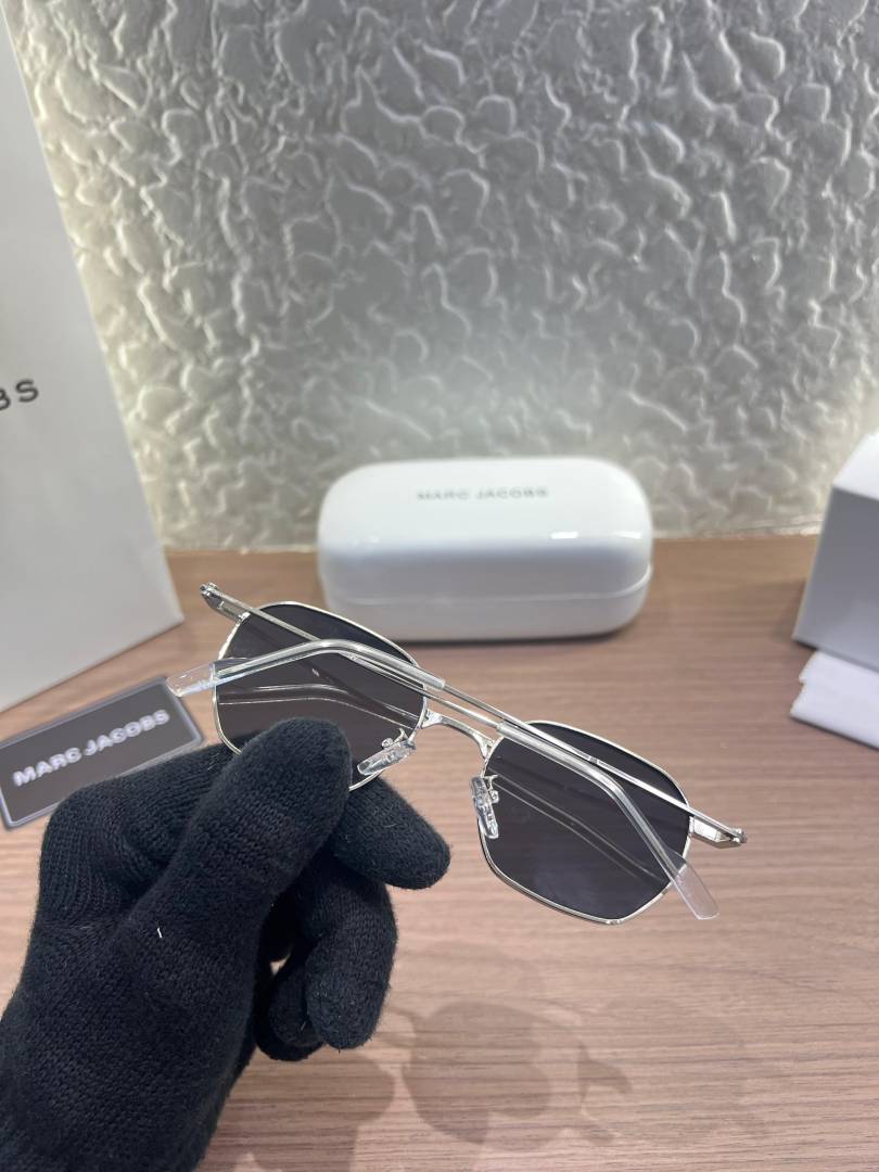Marc jacobs 6105 Black silver