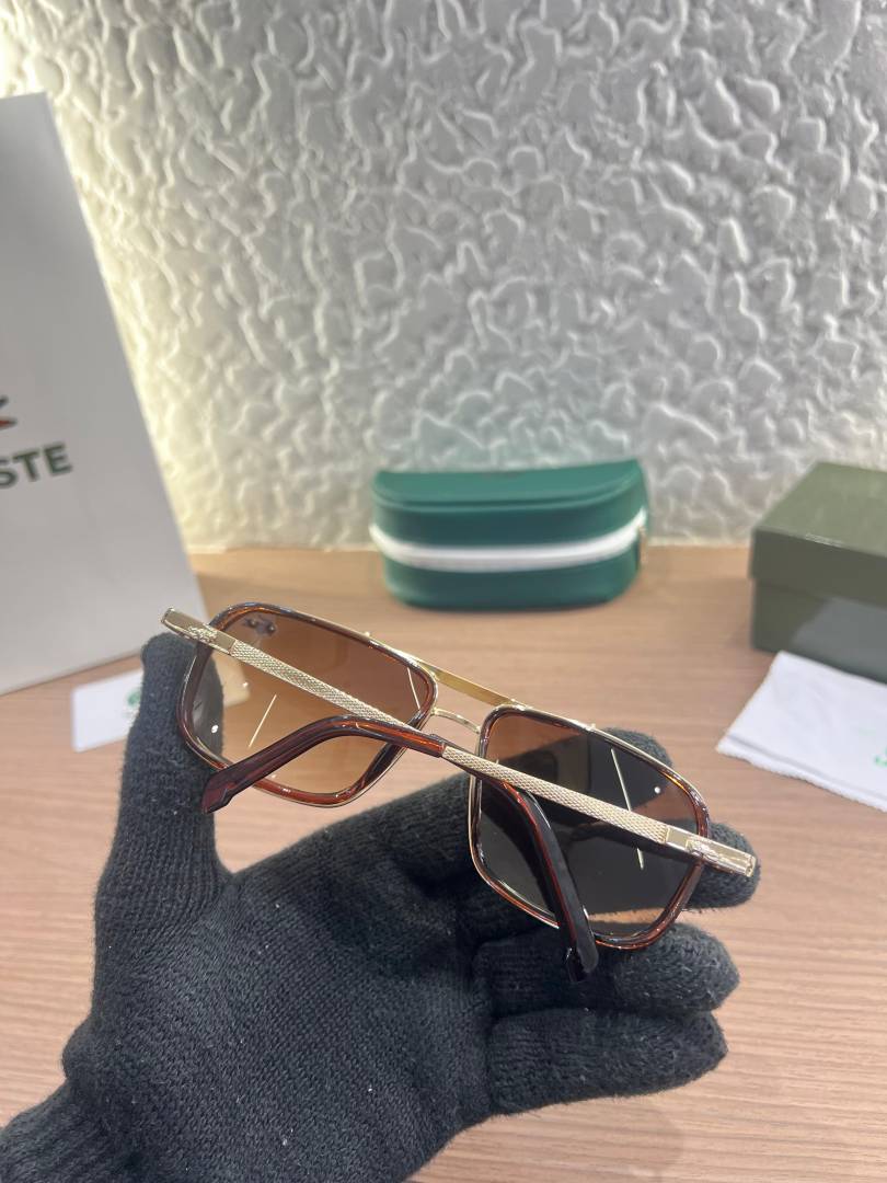 Lacost 8413 brown gold