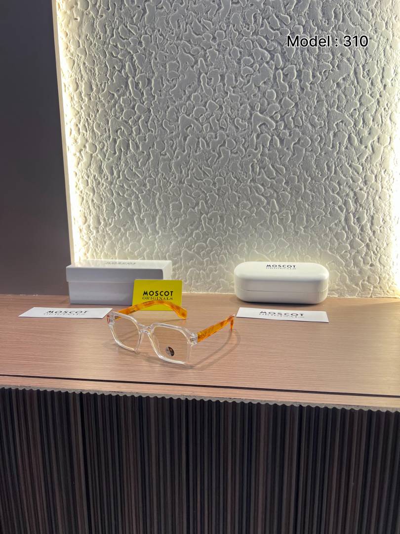 Moscot 310 transparent orange
