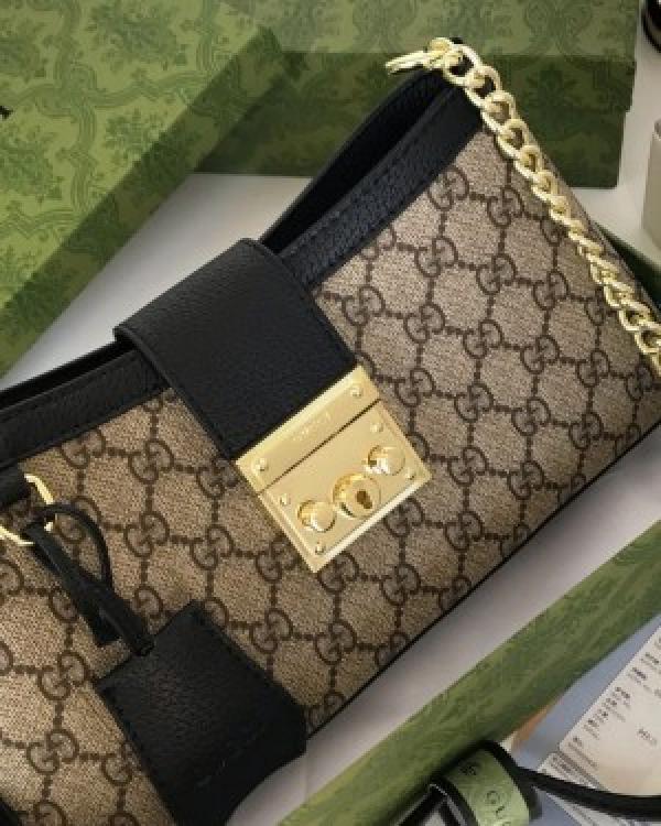 Gucci  padlock  premium  quality  with  og  box  5149