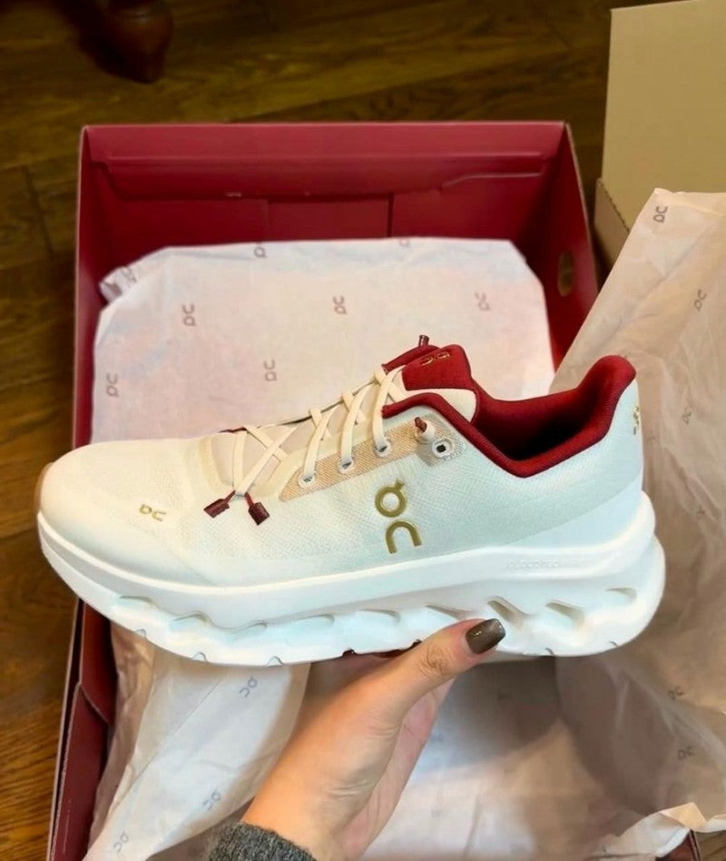 On Running Cloudtilt Pearl Ivory