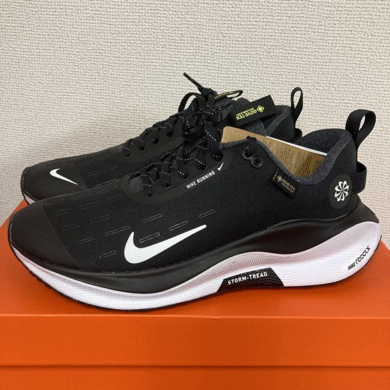 E infinity run 4 gore tex black white