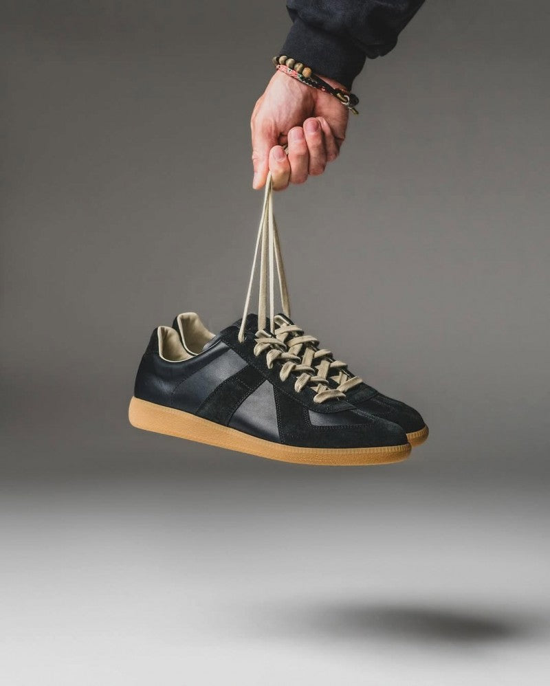 MAISON MARGIELA Replica Sneakers Black 421