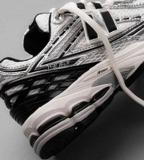 New Balance 1906r Silver Black