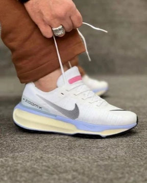 zoom x invincible run flyknit 3