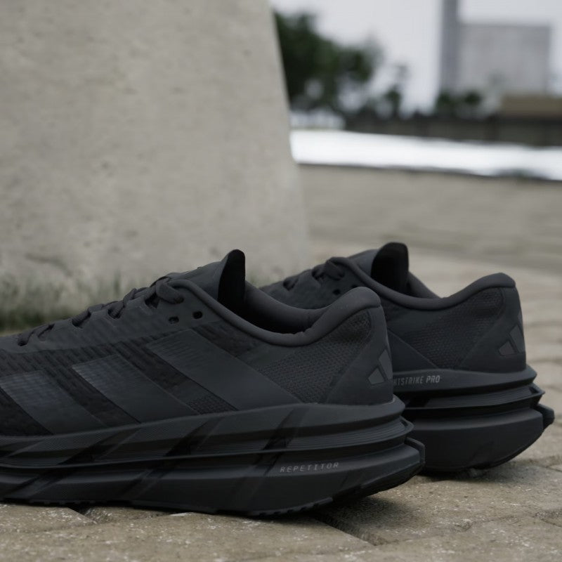 Adida ss adistar 3 full black