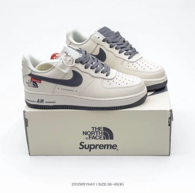 E Airforce 1 low x supreme x