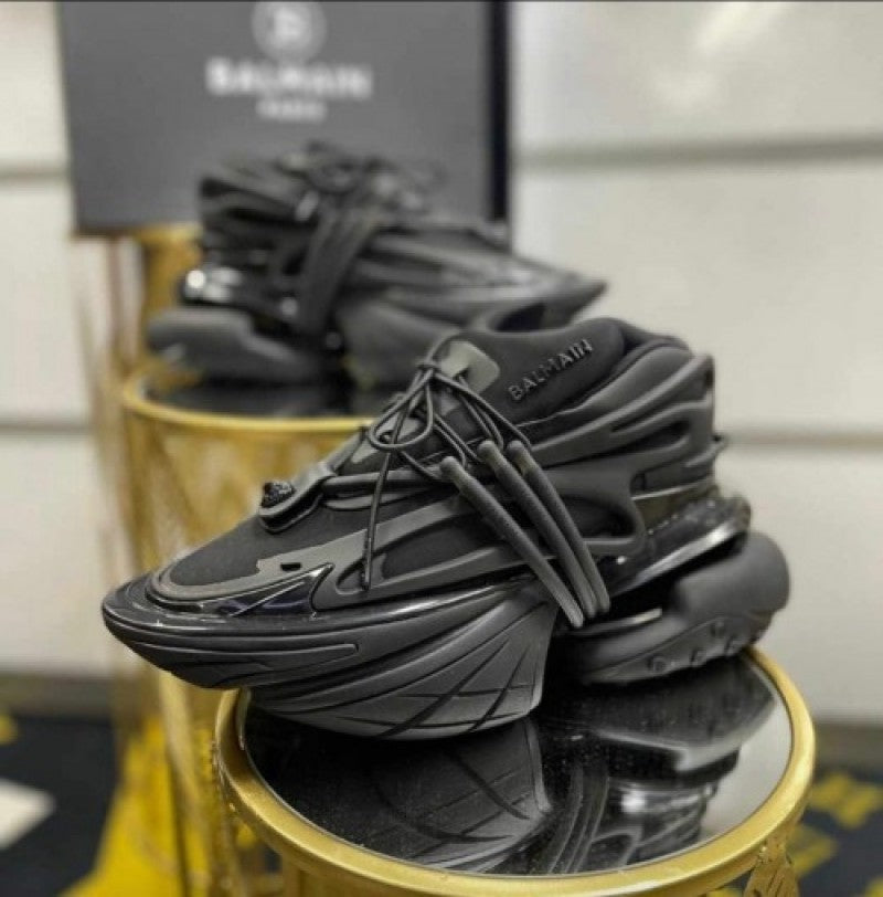 balmaiinn unicorn All black