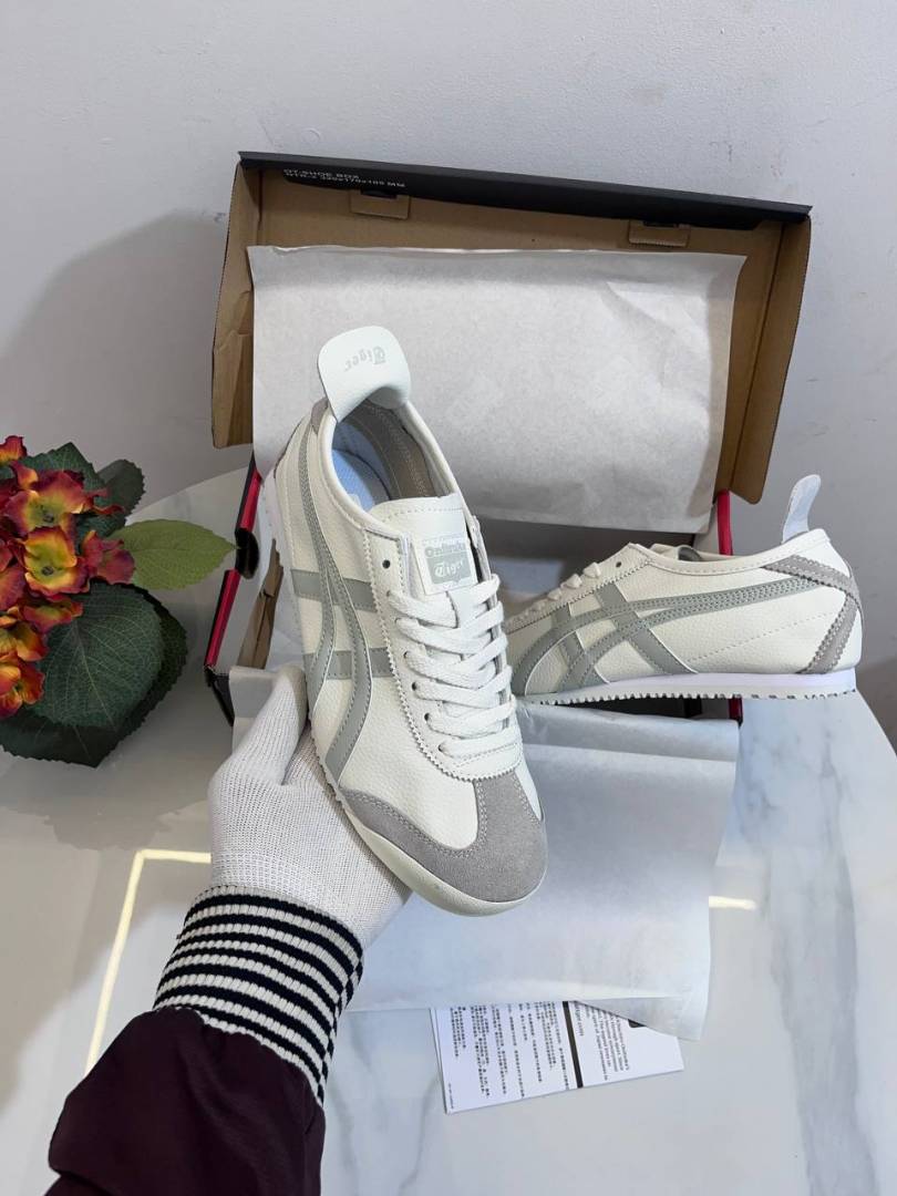 Onitsuka tiger white light sage (290