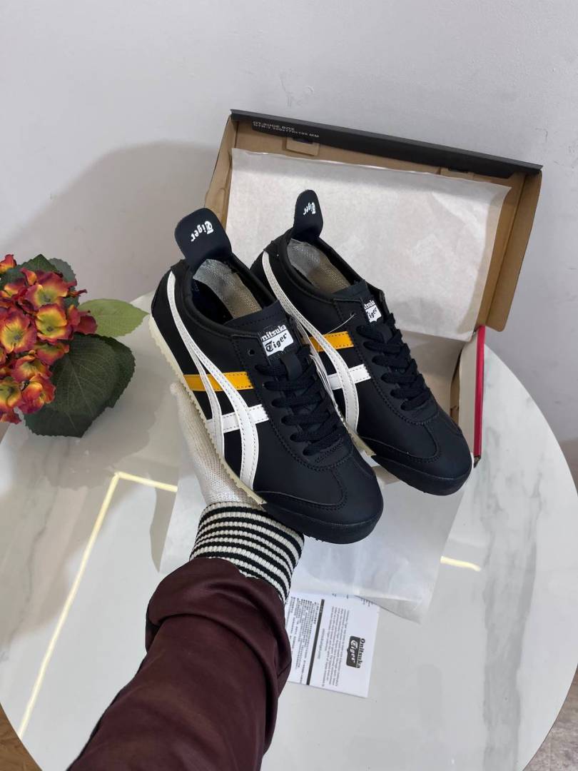 Onitsuka tiger black yellow (298