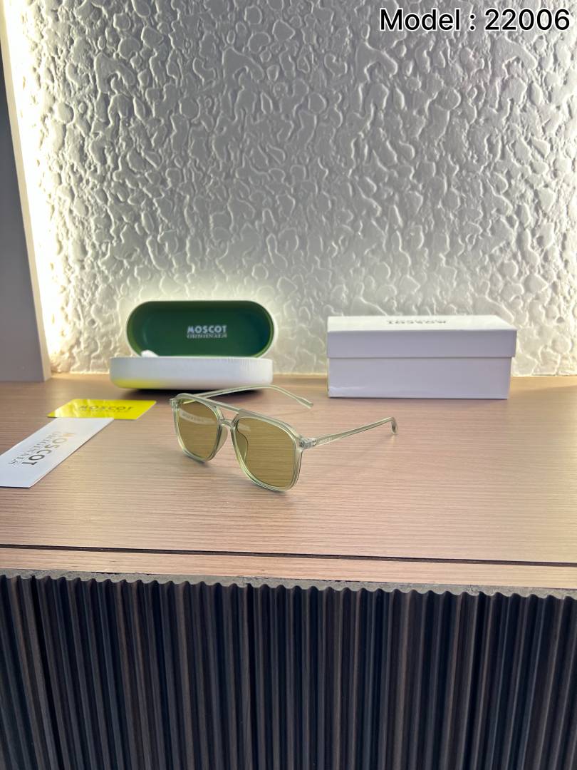 Moscot 22006 light green