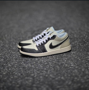 Nik.e Jordan 1 Low SE Coconut Milk