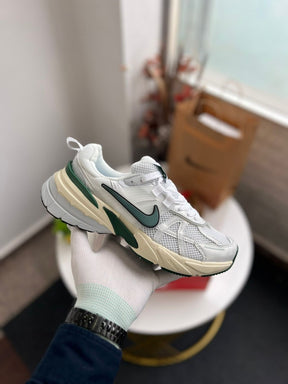 V2K Run White Green As2