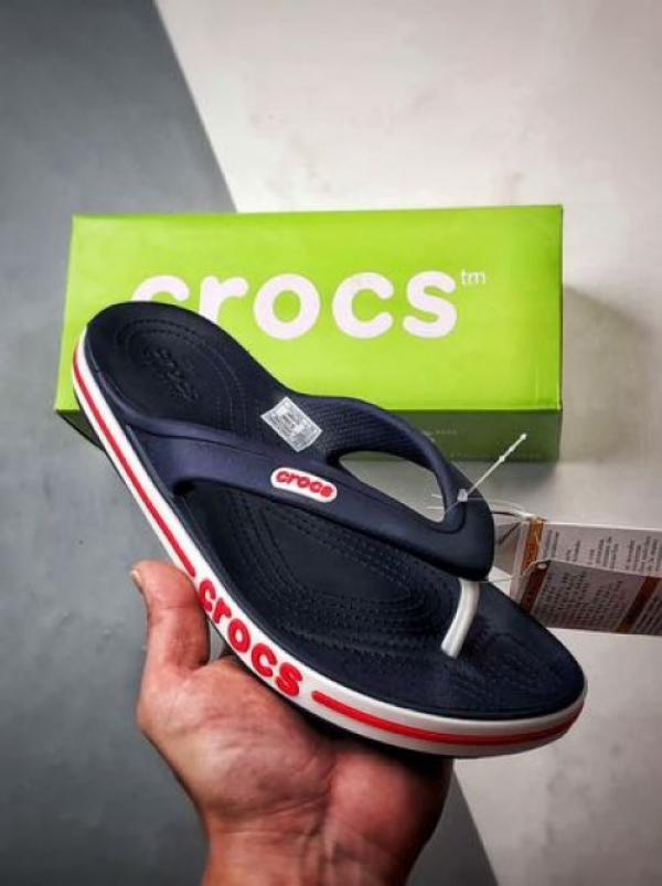 162 Crocs Bayaband Navy Premium Thong Flipflop