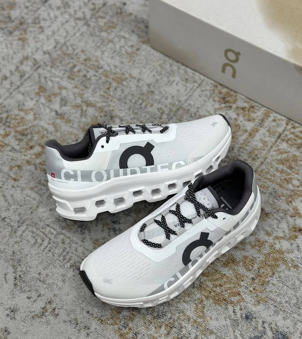 On Running Cloud Monster 1 All White