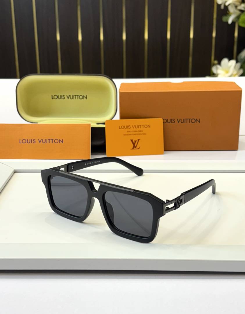 Louis vuitton YH121 black