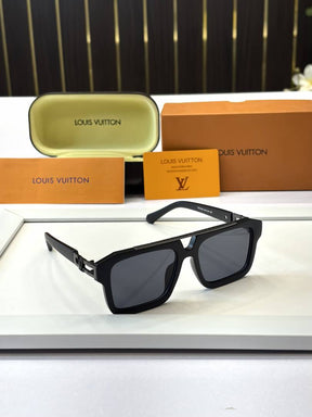 Louis vuitton YH121 black