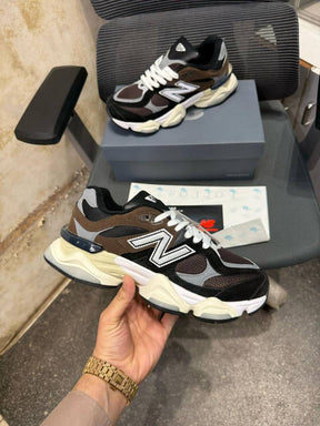 NEWW BALANCE 9060 DARK BROWN